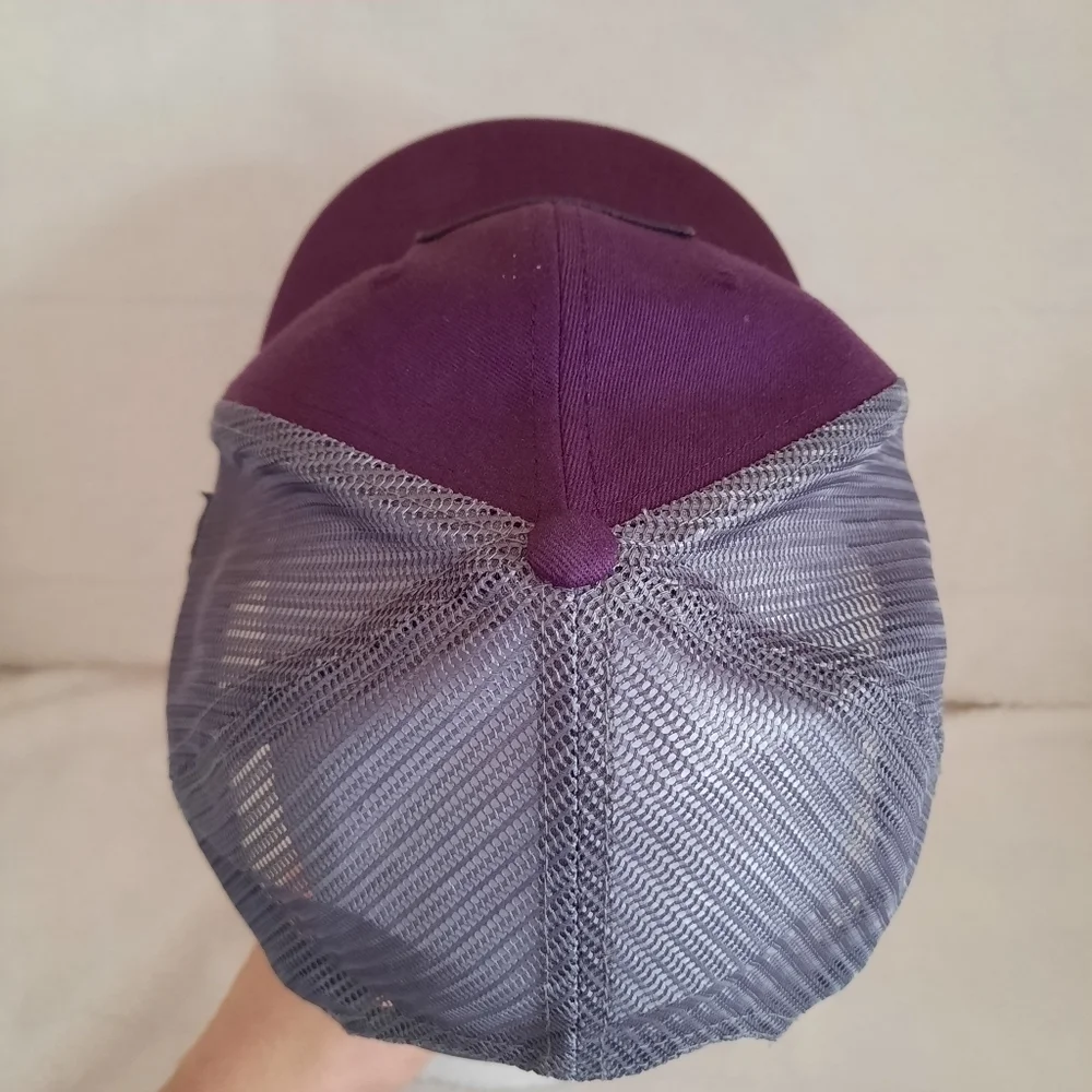 Columbia plum purple & grey logo mesh snapback trucker hat